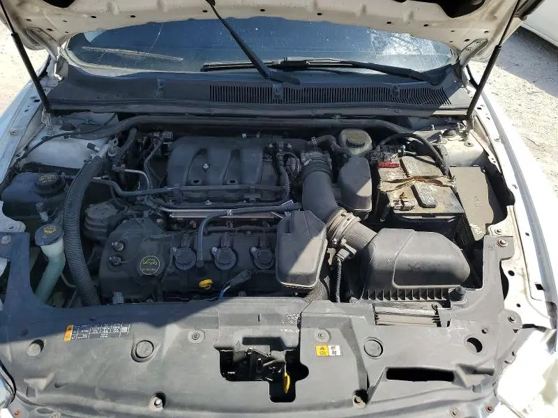 2014 FORD TAURUS SEL  
