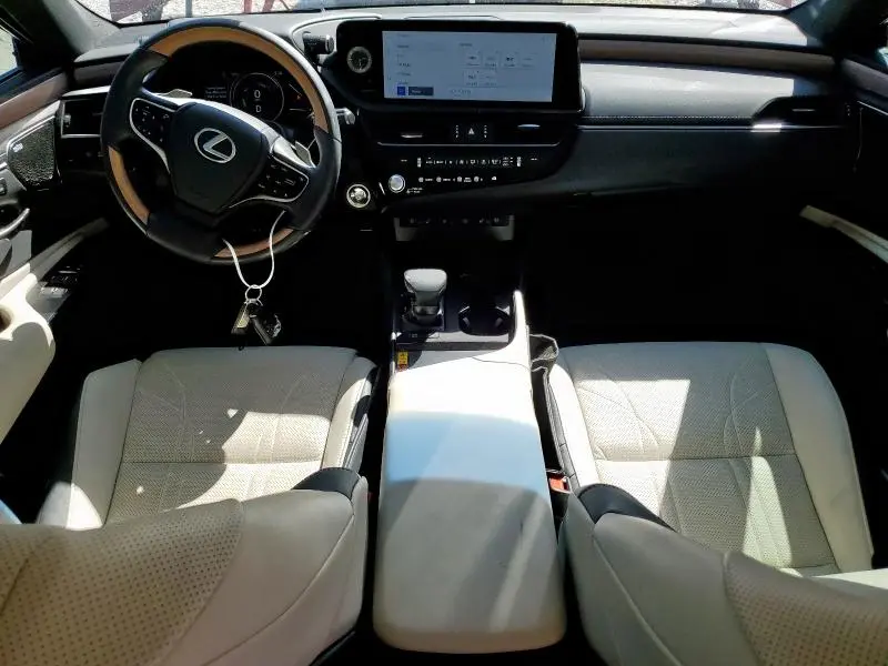 2025 LEXUS ES 300H BASE  