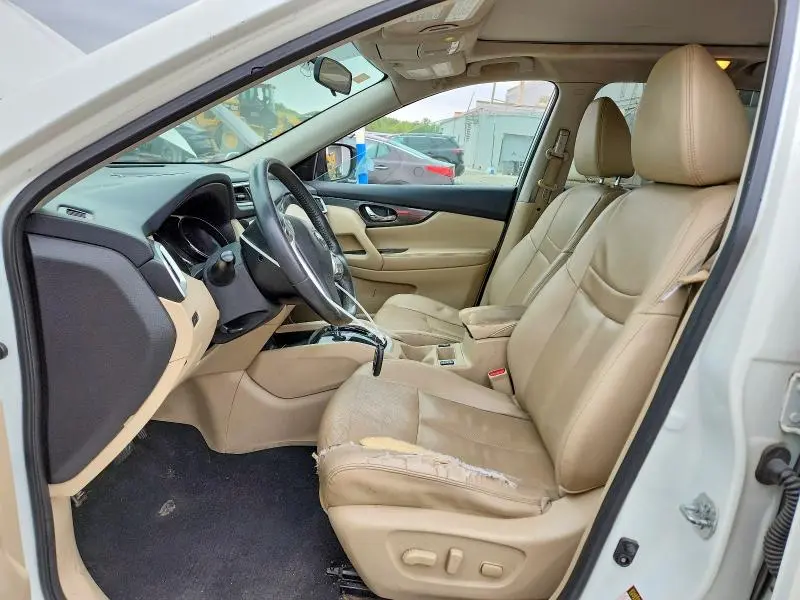 2016 NISSAN ROGUE SL  
