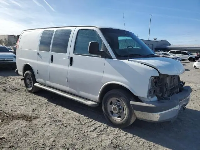 2014 GMC SAVANA G2500  