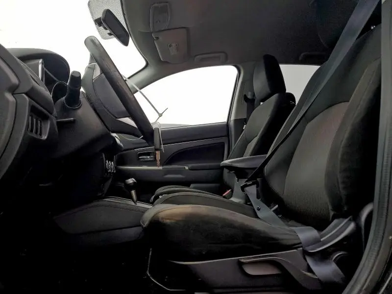 2019 MITSUBISHI OUTLANDER SPORT ES  