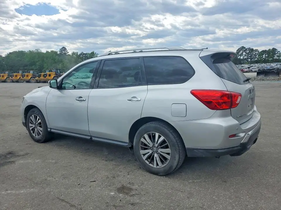 2018 NISSAN PATHFINDER SV  