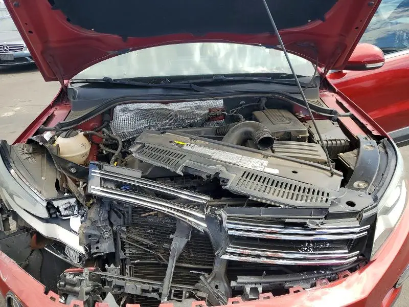 2016 VOLKSWAGEN TIGUAN S  