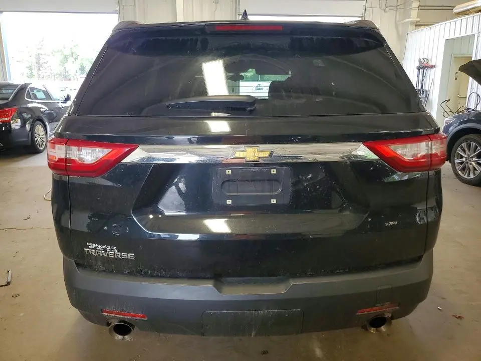 2018 CHEVROLET TRAVERSE LS  