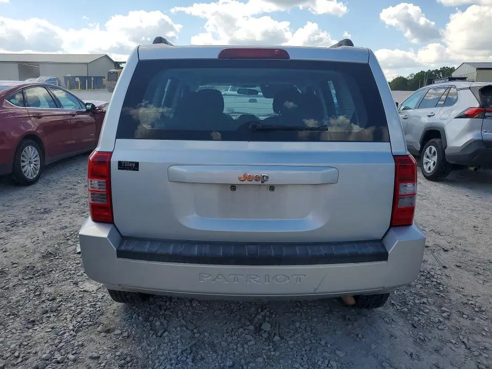 2010 JEEP PATRIOT SPORT  