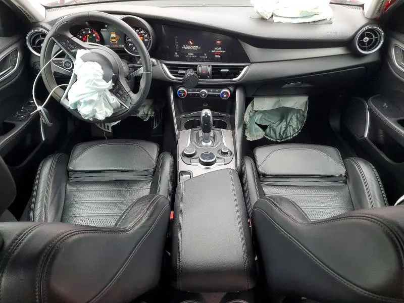 2017 ALFA ROMEO GIULIA TI Q4  