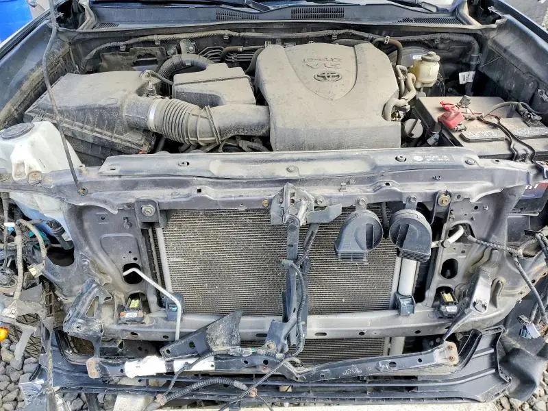 2016 TOYOTA TACOMA SR5 V6  