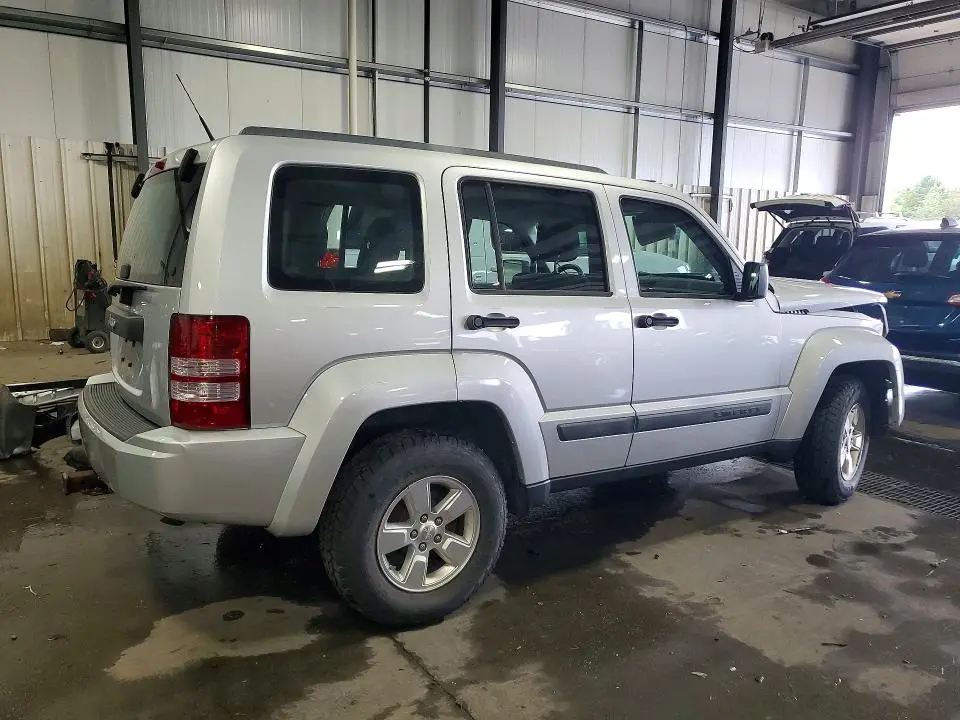 2011 JEEP LIBERTY SPORT  