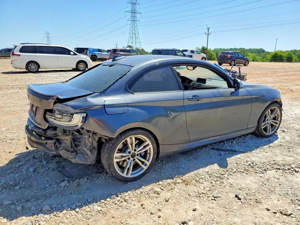 2016 BMW M235I   