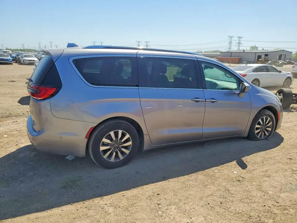 2021 CHRYSLER PACIFICA HYBRID TOURING L  