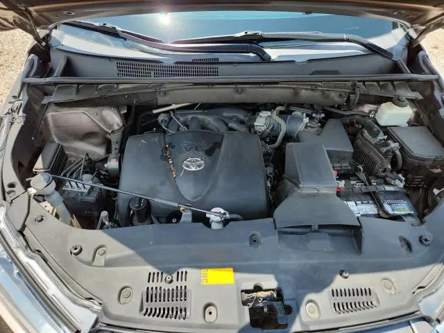 2018 TOYOTA HIGHLANDER LIMITED  