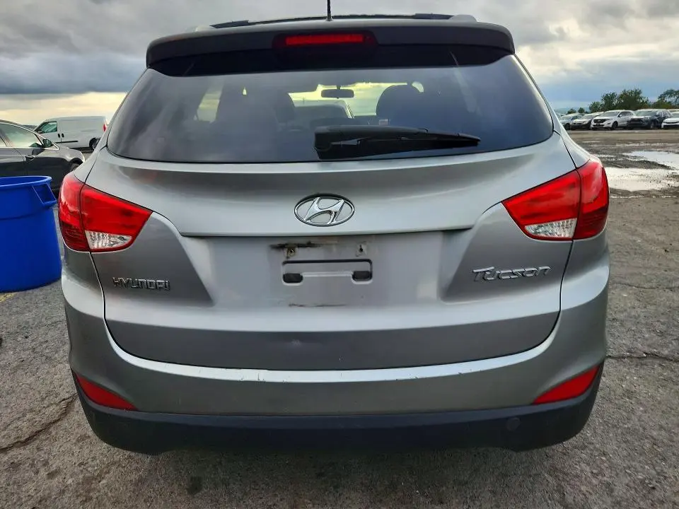 2012 HYUNDAI TUCSON GLS  
