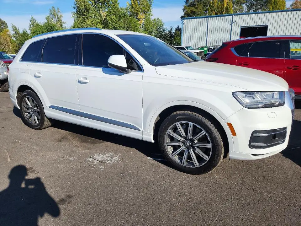 2017 AUDI Q7 PREMIUM PLUS  