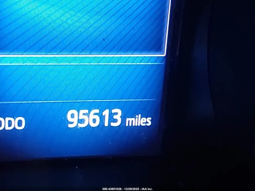 2018 TOYOTA C-HR XLE PREMIUM