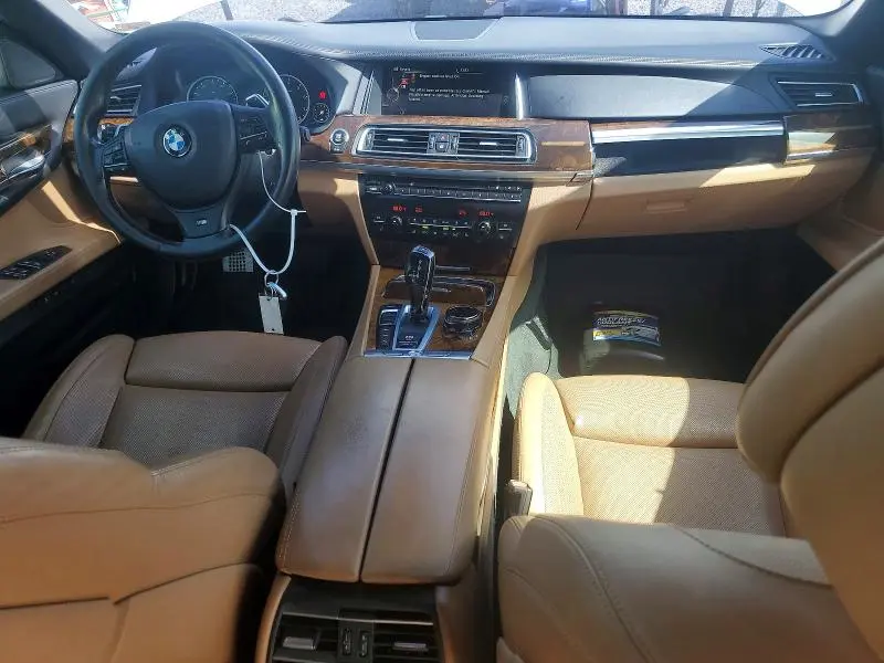 2015 BMW 750 XI  