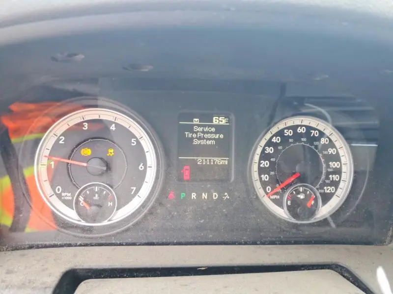 2013 RAM 1500 ST  