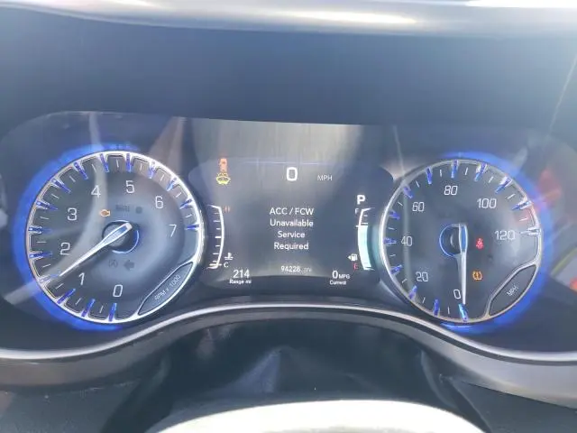 2018 CHRYSLER PACIFICA LIMITED  