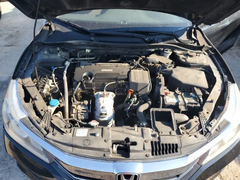 2017 HONDA ACCORD LX  