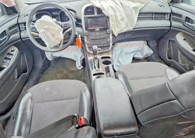 2015 CHEV MALIBU 1LT  