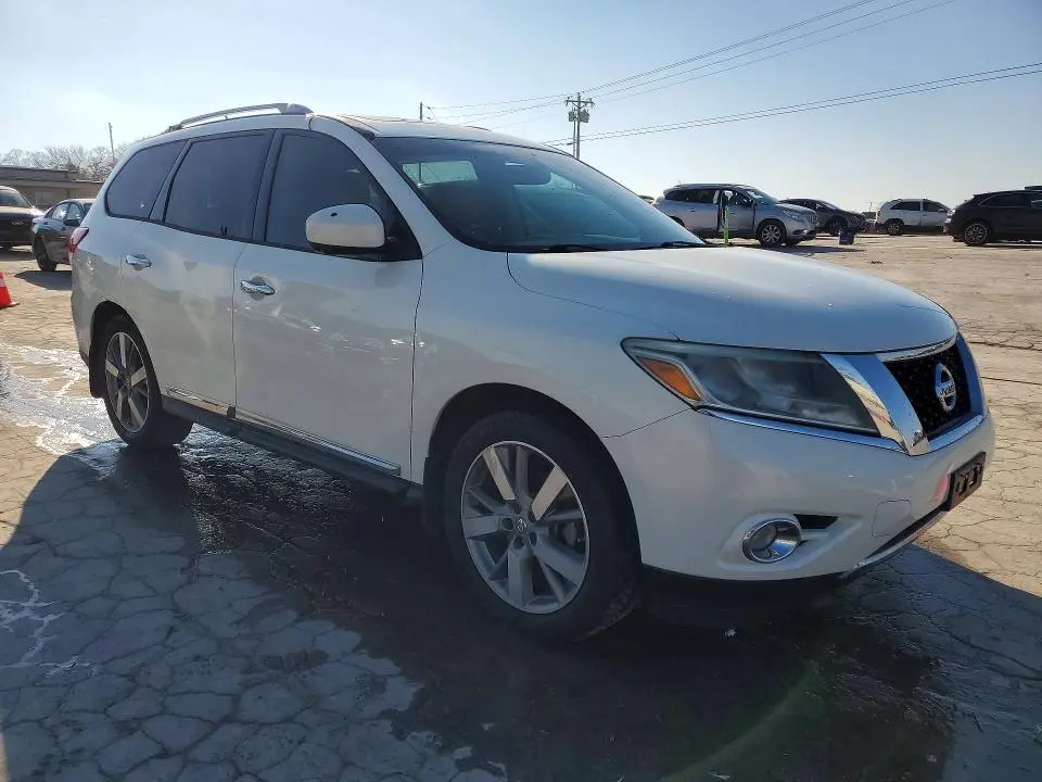 2014 NISSAN PATHFINDER S  