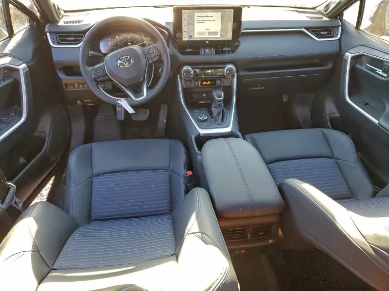2025 TOYOTA RAV4 XSE  