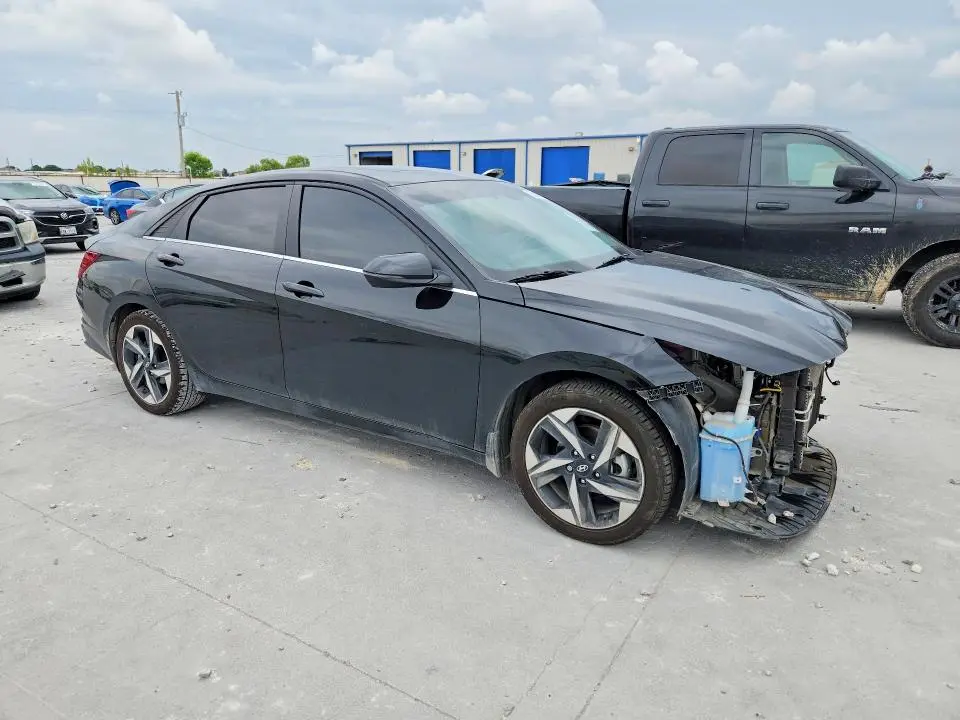 2023 HYUNDAI ELANTRA LIMITED  