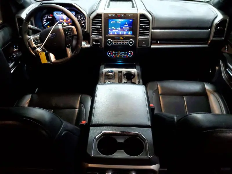 2021 FORD EXPEDITION XLT  