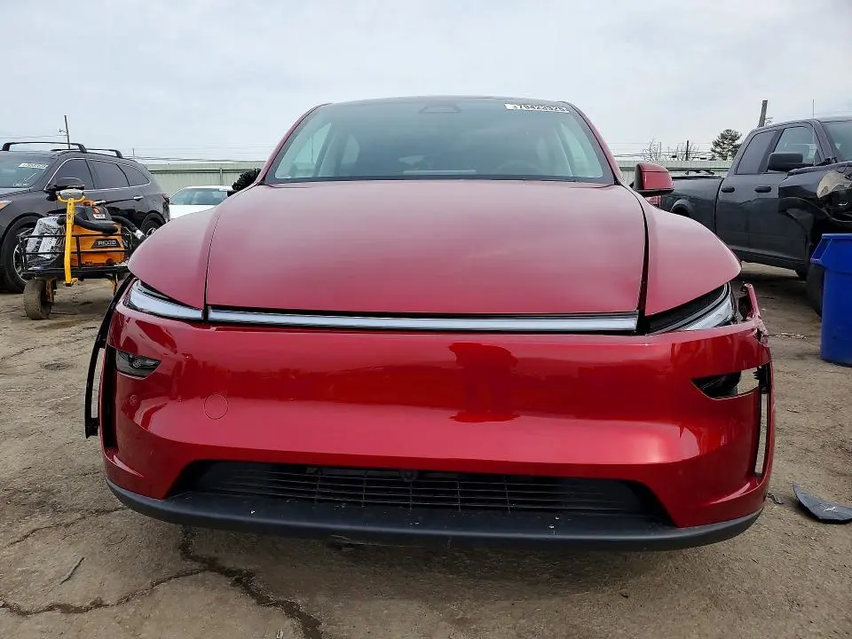 2026 TESLA MODEL Y   