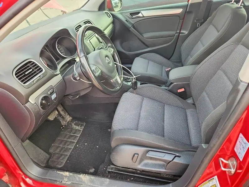 2013 VOLKSWAGEN GOLF   