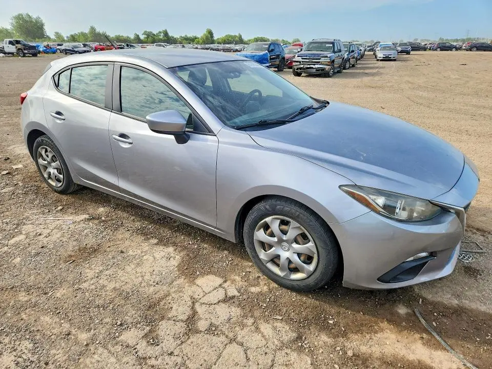 2016 MAZDA 3 SPORT  