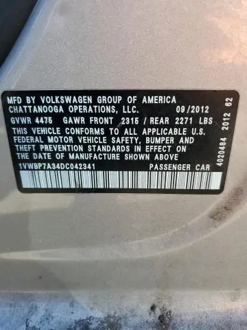 2013 VOLKSWAGEN PASSAT SE  