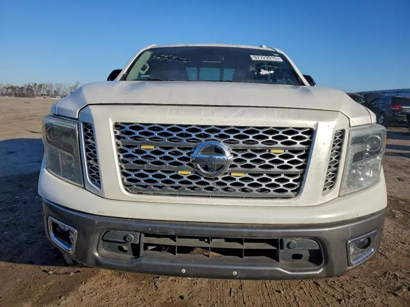 2019 NISSAN TITAN PRO-4X  