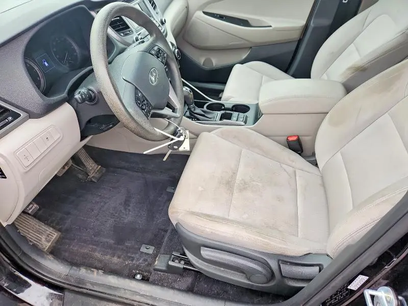 2018 HYUNDAI TUCSON SE  