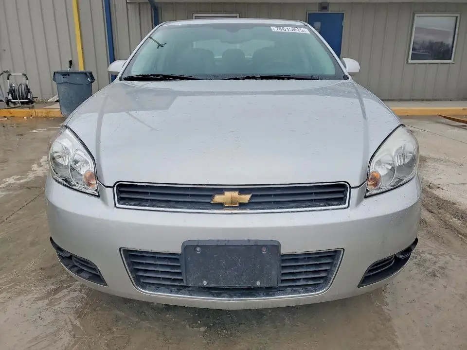 2011 CHEVROLET IMPALA LT  