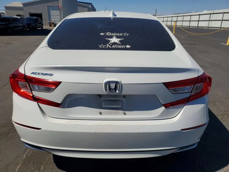 2018 HONDA ACCORD LX  