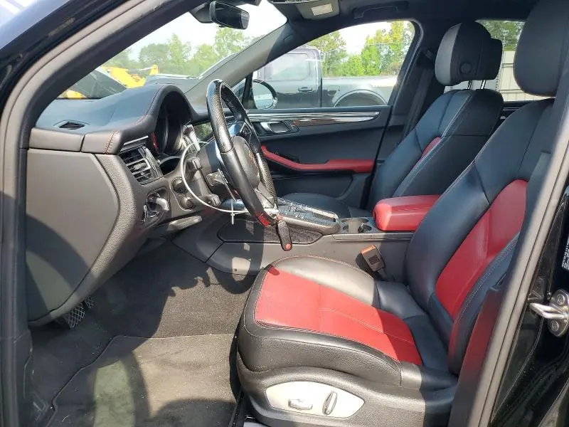 2019 PORSCHE MACAN S  
