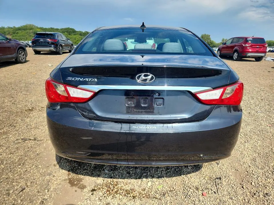 2013 HYUNDAI SONATA GLS  