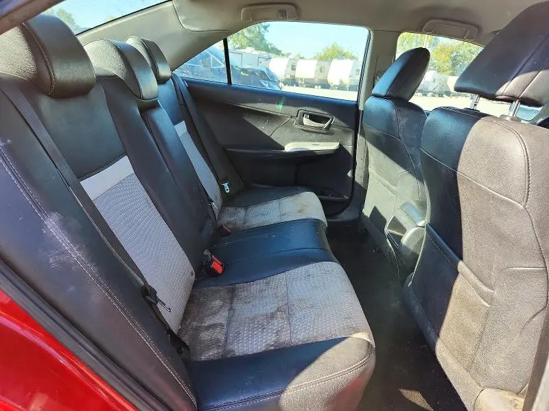 2014 TOYOTA CAMRY SE  