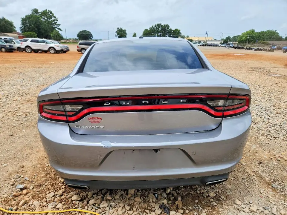 2016 DODGE CHARGER SE  