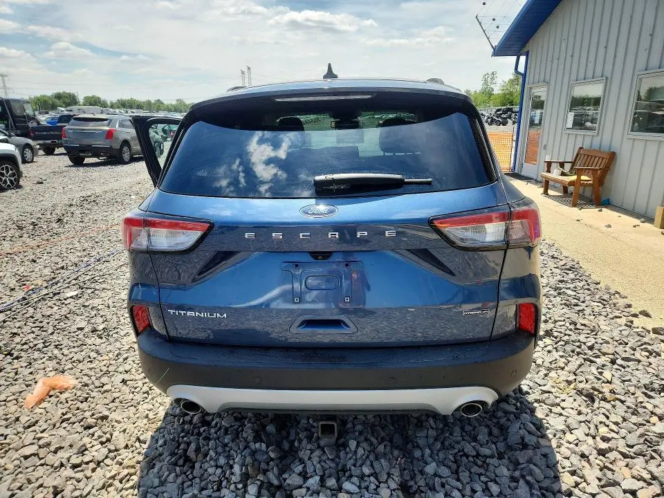 2020 FORD ESCAPE TITANIUM  