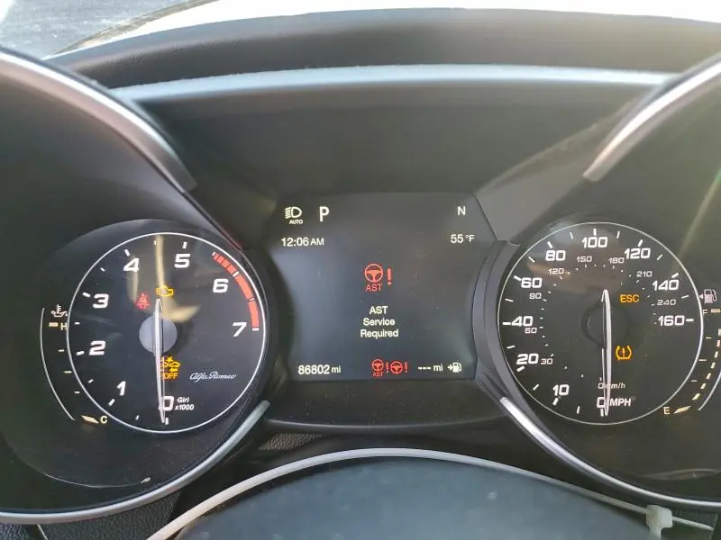 2018 ALFA ROMEO GIULIA TI Q4  