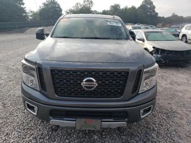 2017 NISSAN TITAN XD SL  