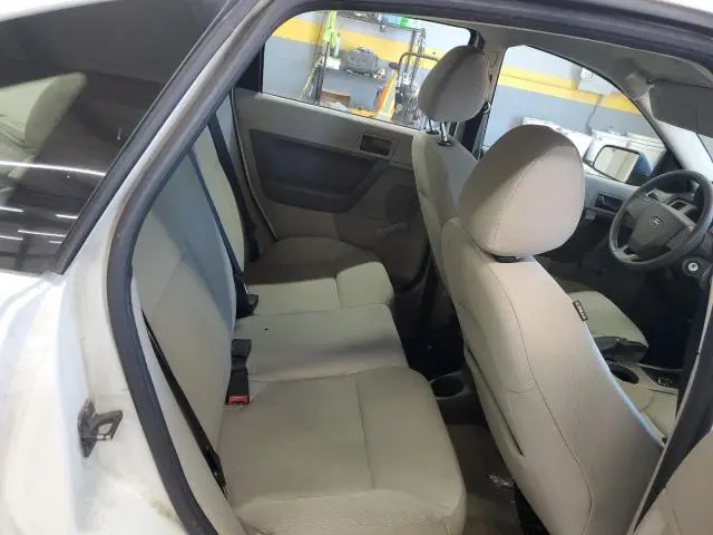 2010 FORD FOCUS S  
