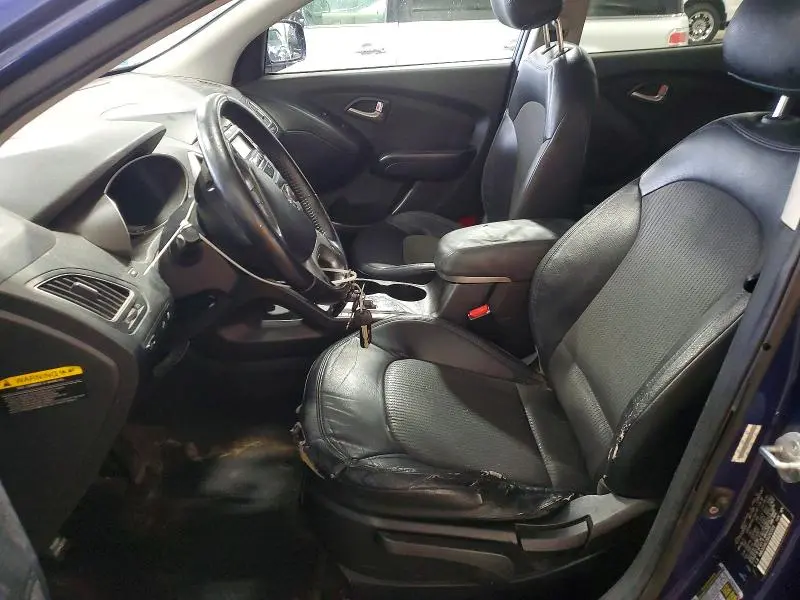 2011 HYUNDAI TUCSON GLS  