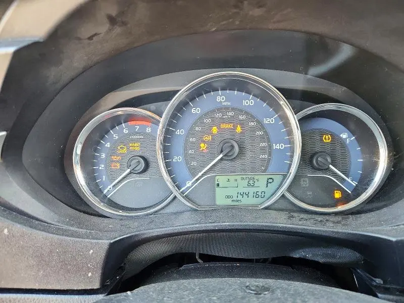 2015 TOYOTA COROLLA LE PLUS  