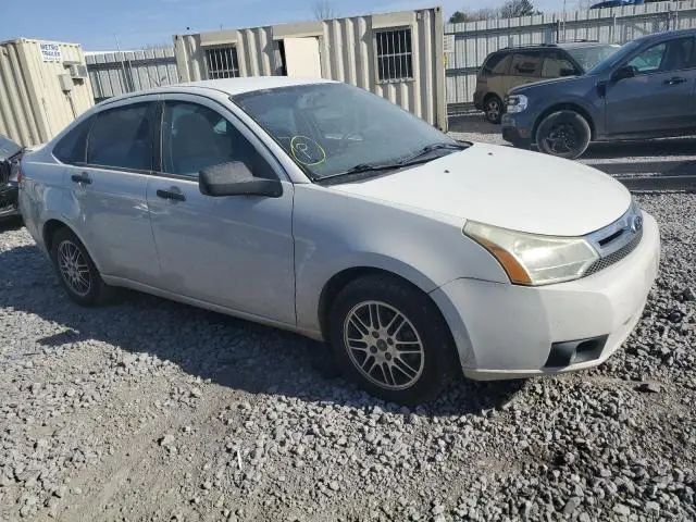 2010 FORD FOCUS SE  