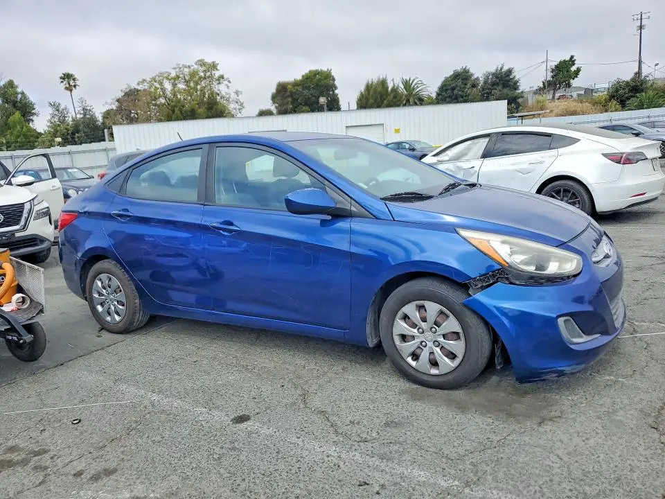 2017 HYUNDAI ACCENT SE  