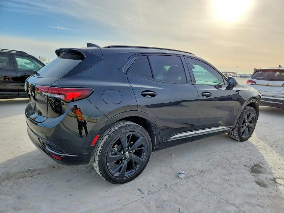 2022 BUICK ENVISION ESSENCE  