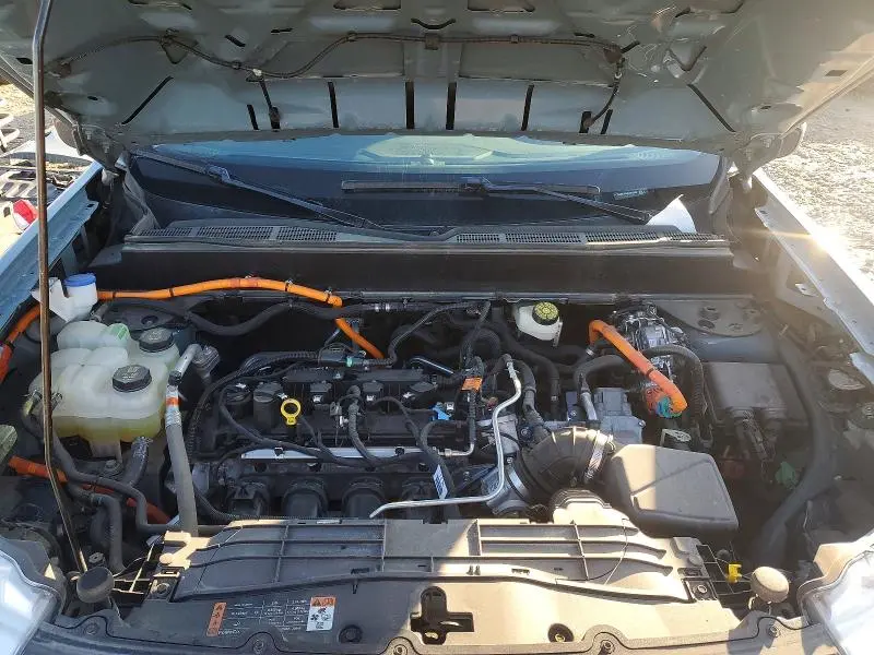 2022 FORD MAVERICK XL  