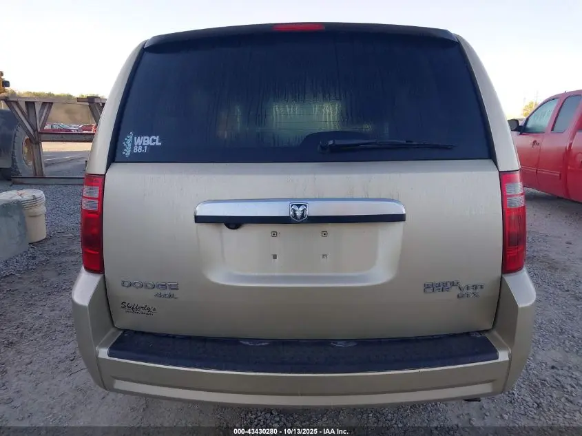 2010 DODGE GRAND CARAVAN CREW